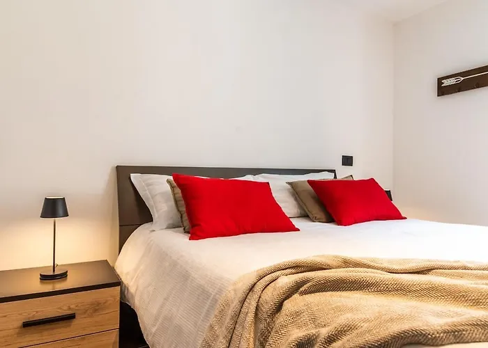 Apartment Mcx Vacation - L'etoile Des Alpes, Family Just 500 Meters From The Lifts ! Valtournenche